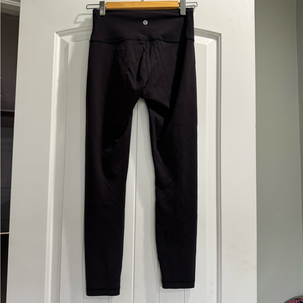 Lululemon EUC black align legging